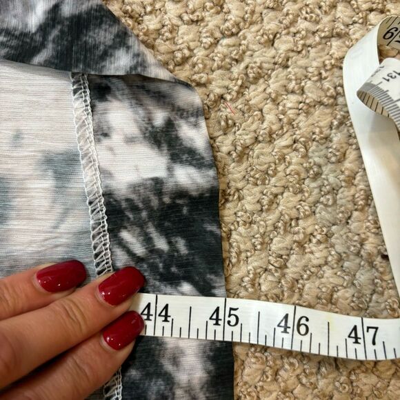 Ladies The Open Brand Black and White Tie Dye Long Button Front Swim Cover Up - Picture 12 of 13